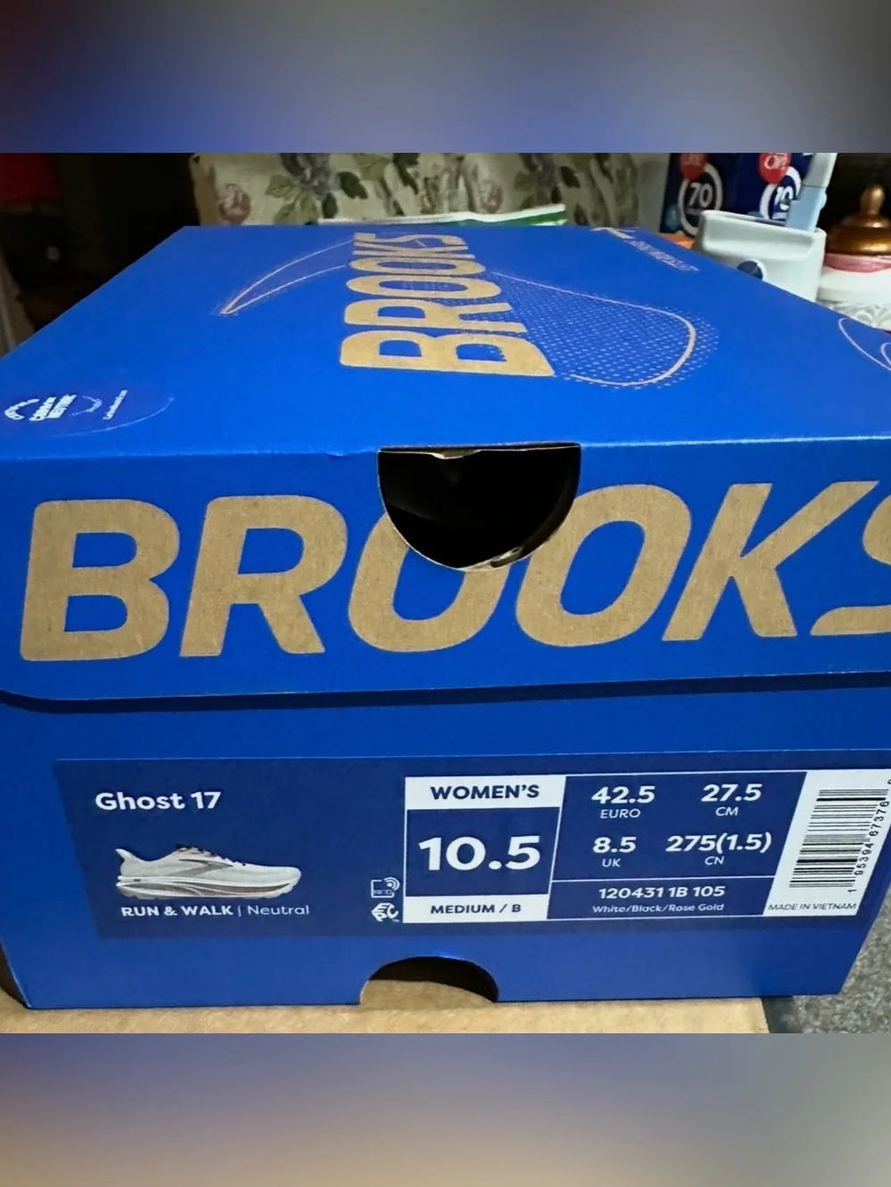 Brand New - Brooks Women's Ghost 17 White and Rose Gold Running/Walking Shoes
